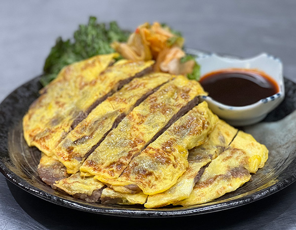 Lemongrass Meat Jun with Dipping Sauce